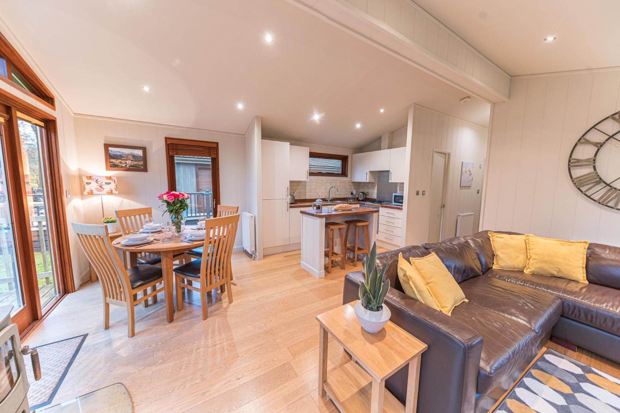 Family Friendly, Lovely Lakeland With Private Parking And A Patio * Hawkshead