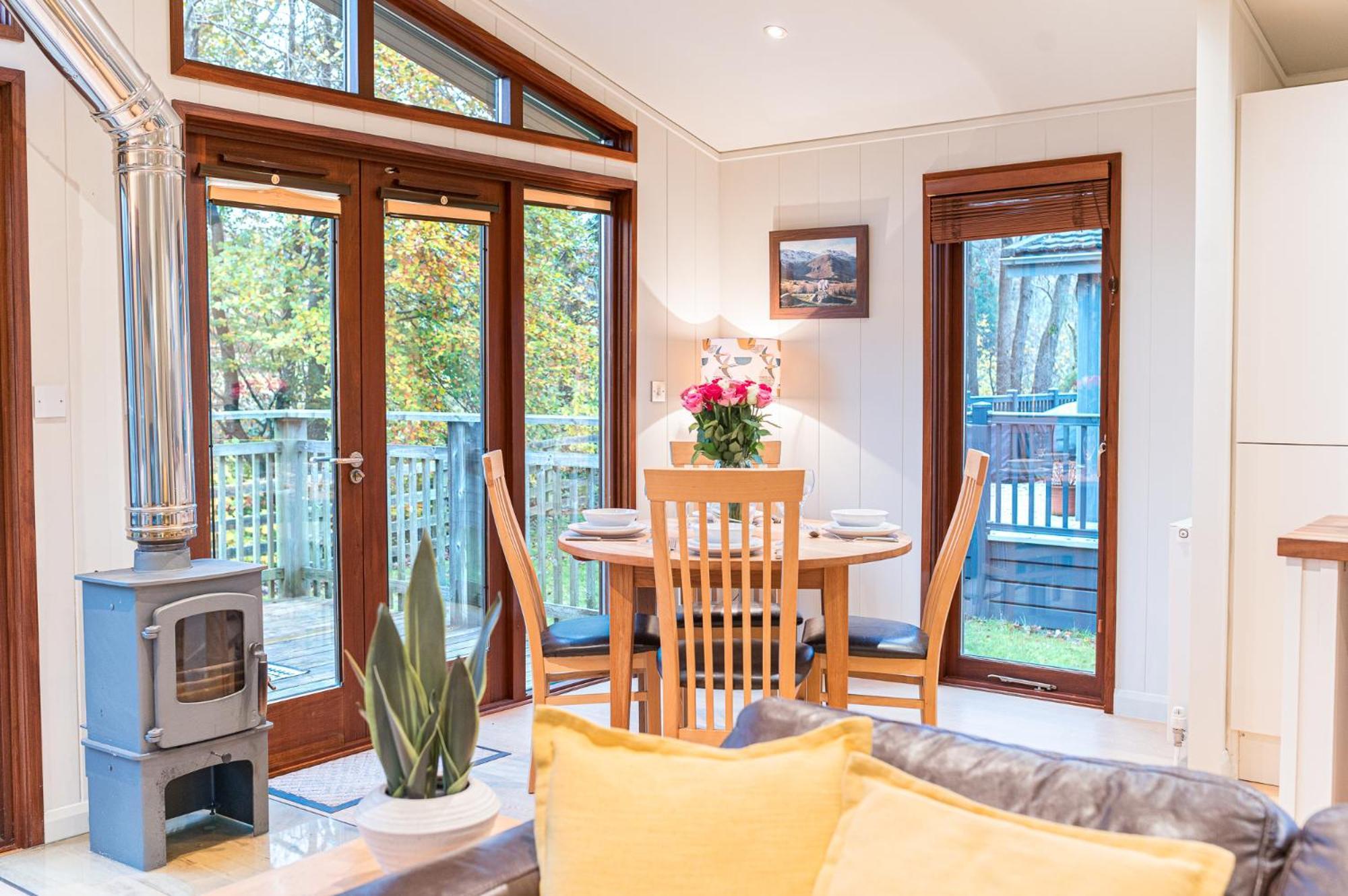 Family Friendly, Lovely Lakeland With Private Parking And A Patio * Hawkshead